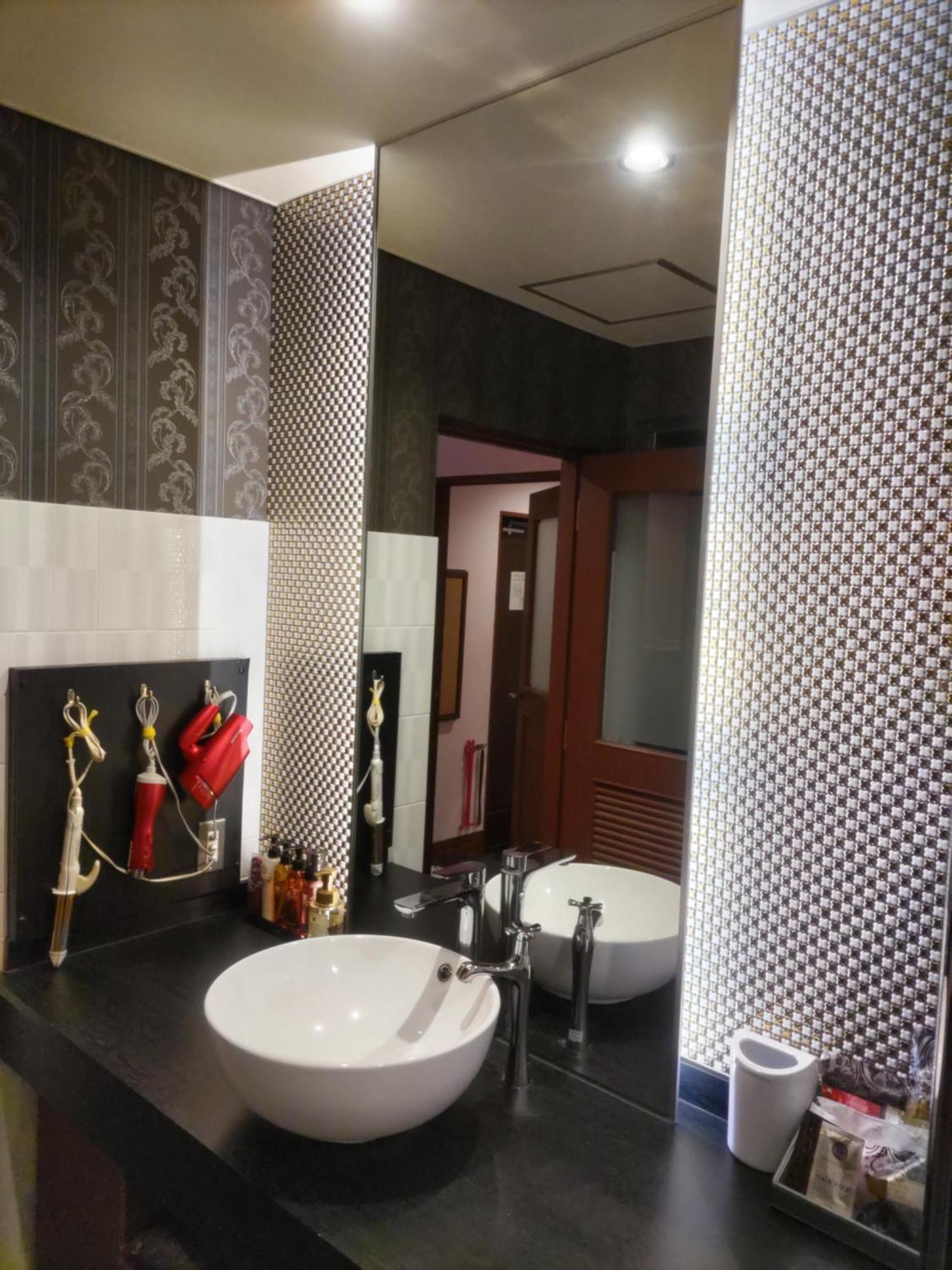 Noah Grande (Adults Only) Otel Osaka Dış mekan fotoğraf